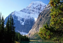 开云体育：莱昂纳德31+6哈登17+6 快船客场32分狂胜篮网.